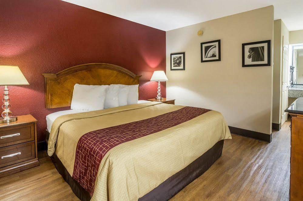 Red Roof Inn Галф Шорс Экстерьер фото